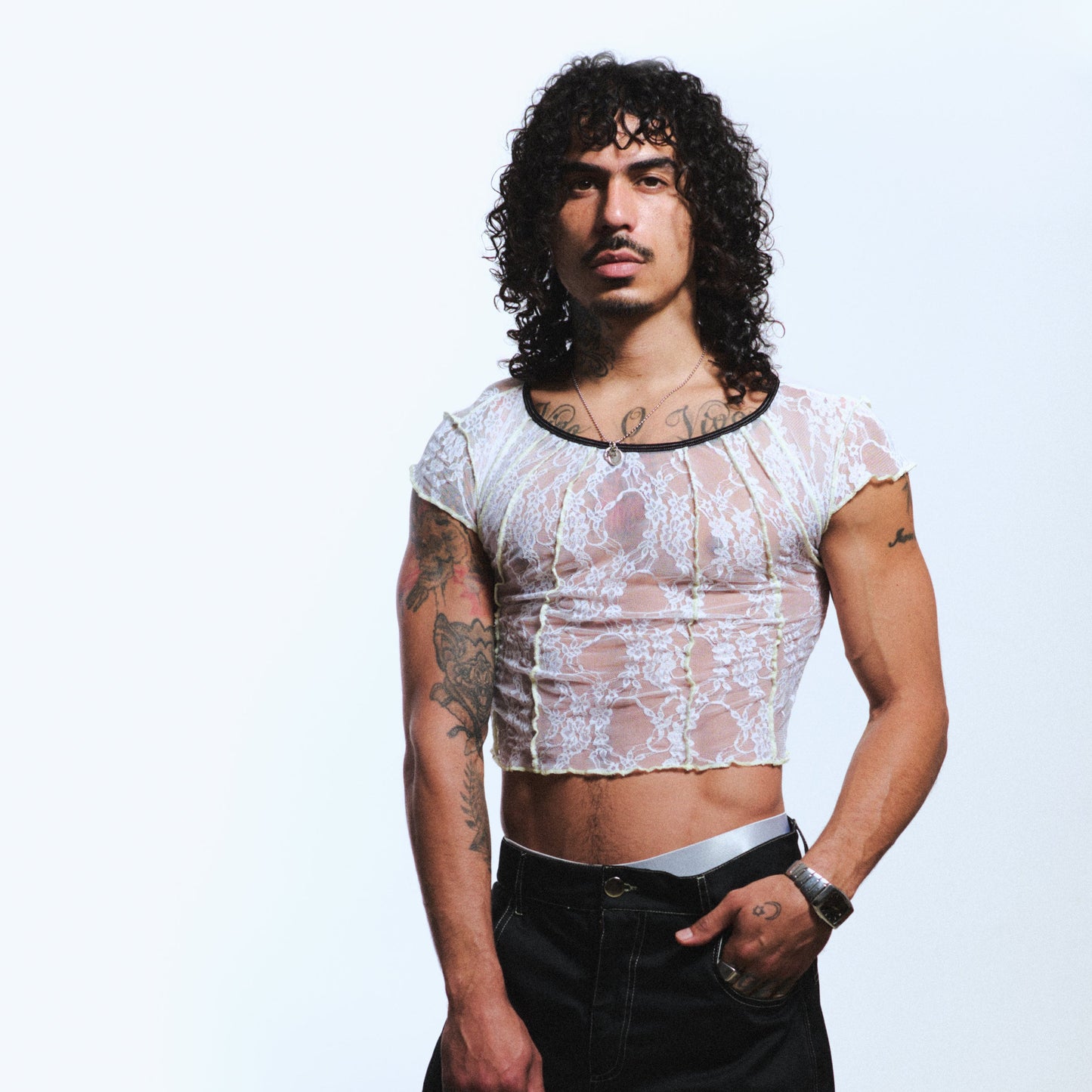 TOP RESTOS ENCAJE / blanco con bies negro