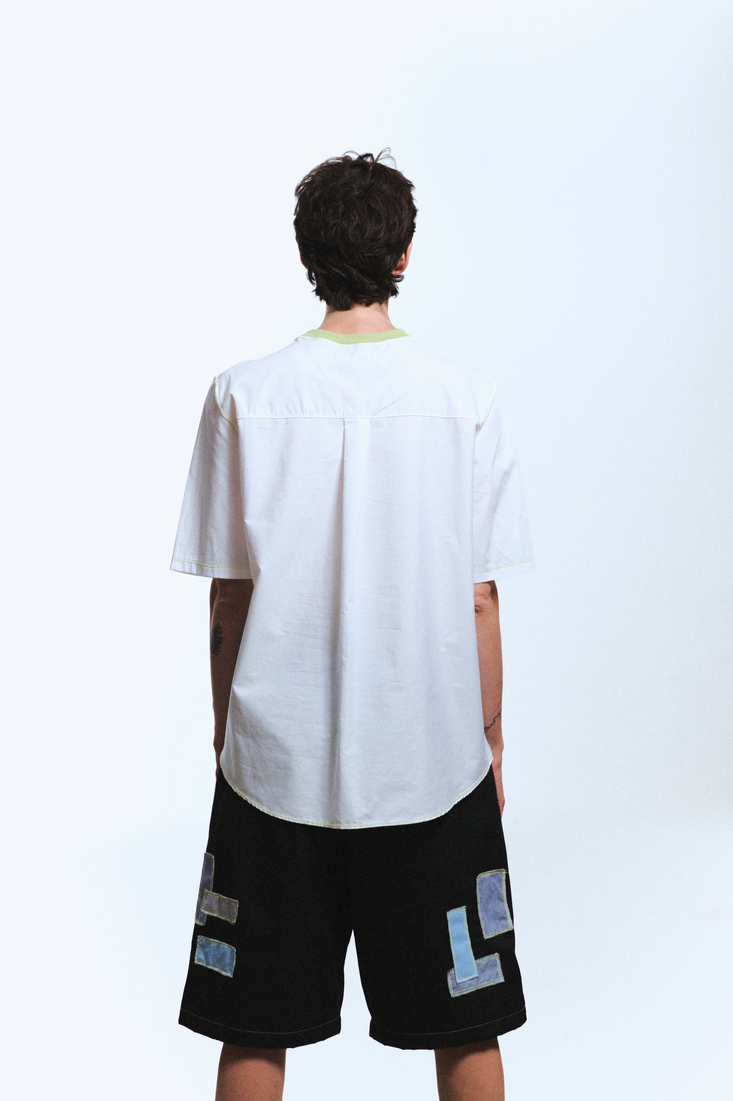 1/2 CAMISA 1/2 SUDADERA MANGA CORTA / verde, blanco