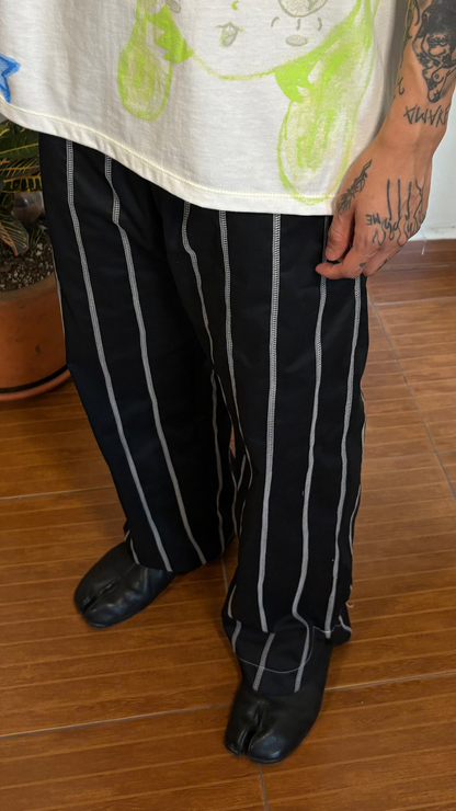 LÍNEAS PANTS / negro con líneas blancas