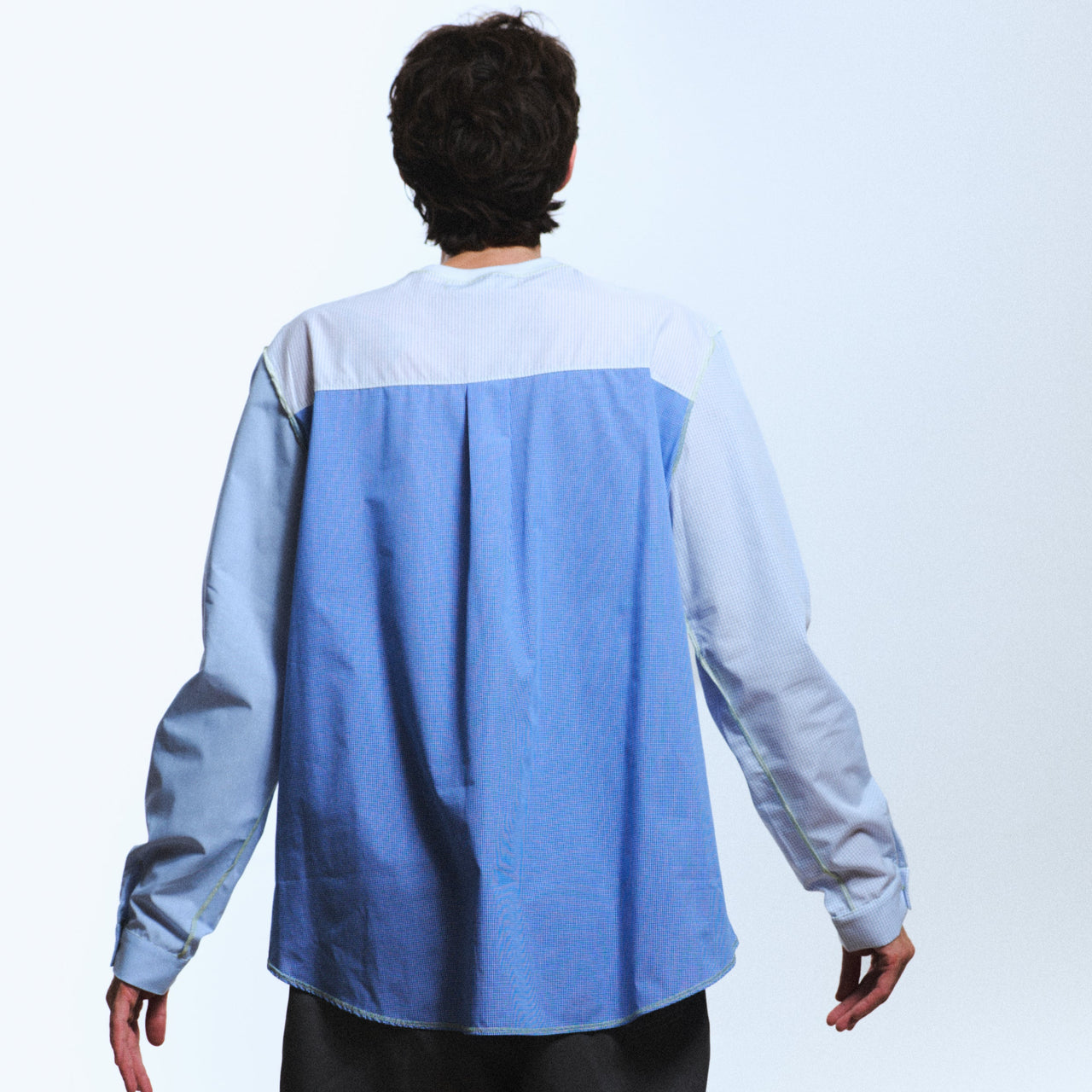 1/2 CAMISA 1/2 SUDADERA MANGA LARGA / blanco, azul