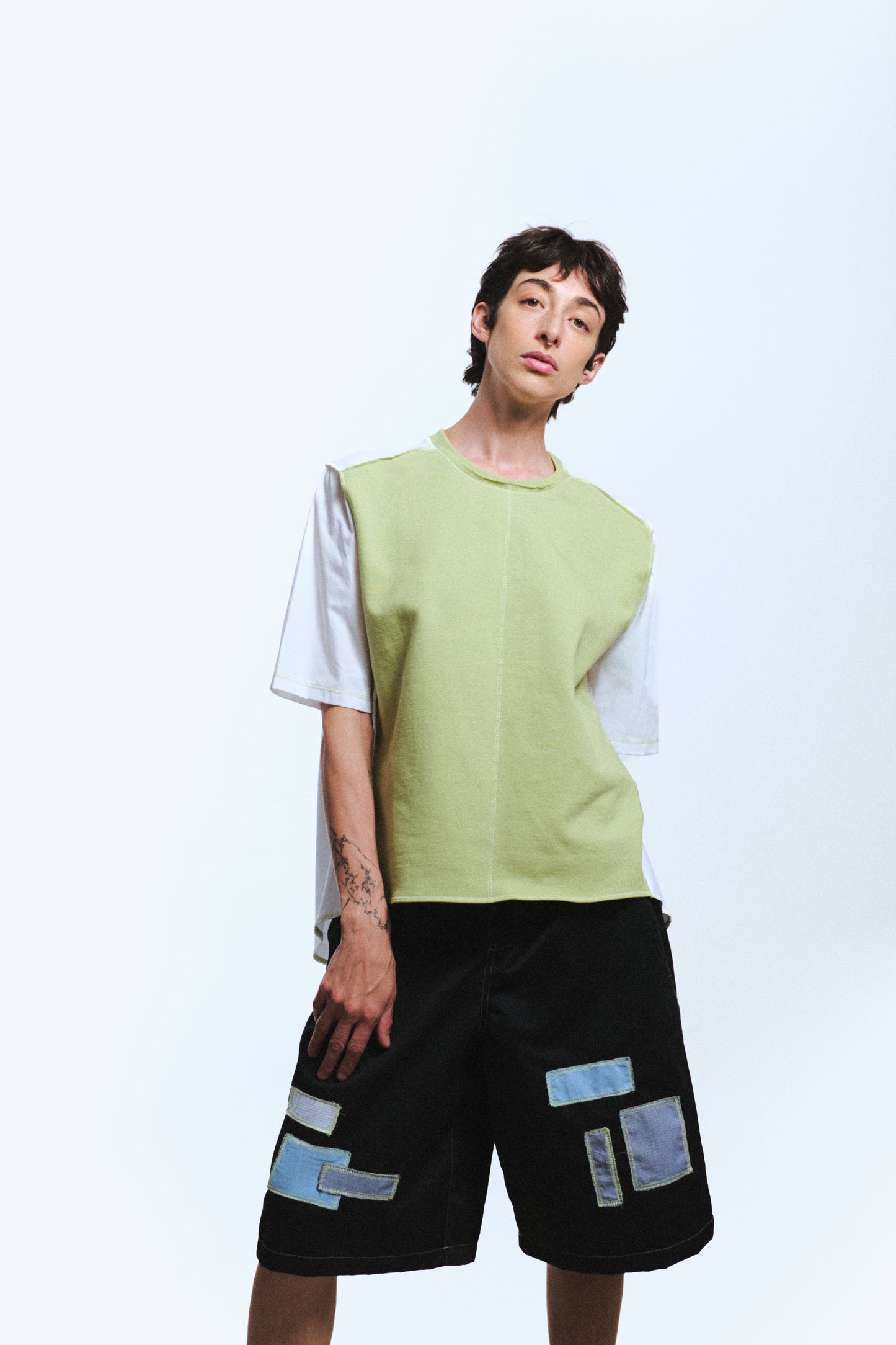 1/2 CAMISA 1/2 SUDADERA MANGA CORTA / verde, blanco